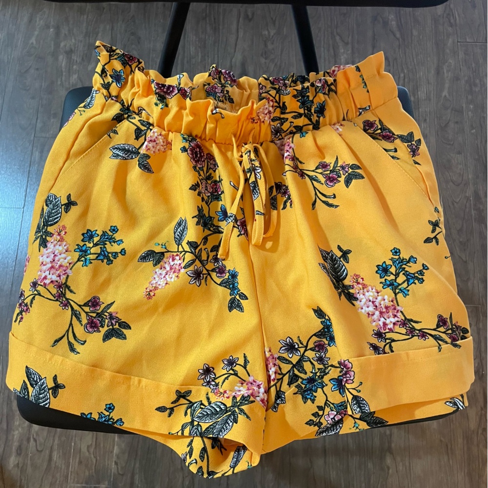 Streetwear Society Yellow Floral Paperbag Waist Shorts